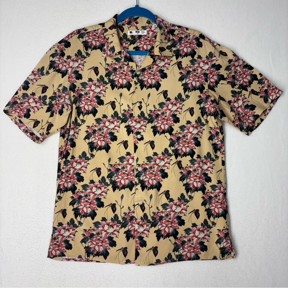 UNIQLO Museum of Fine Arts Boston Men's S/S Shirt Size XS